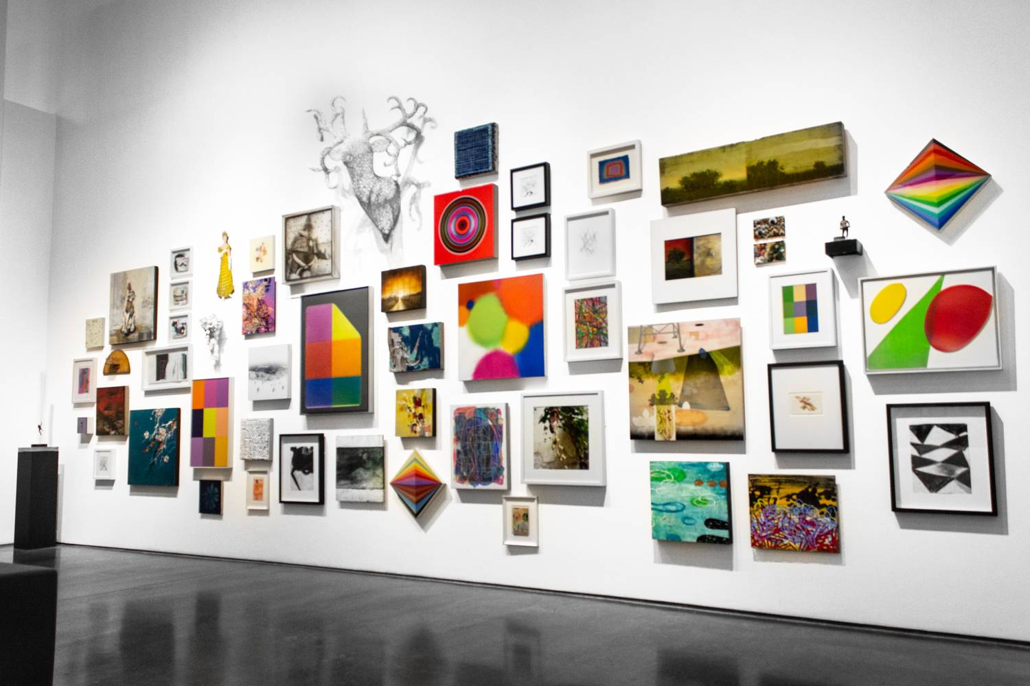 "Deck the Walls!" - Group Exhibition - 2018 1