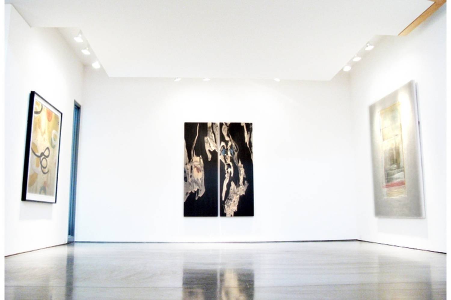 "Sunscreen" - Group Exhibition - 2011 3