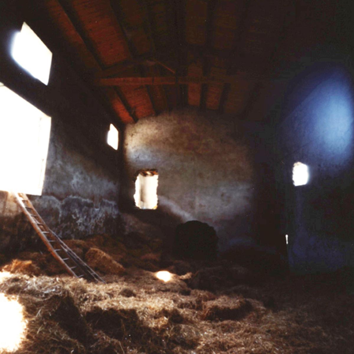 LA PORTE: BARN INTERIOR, ED. 2/15